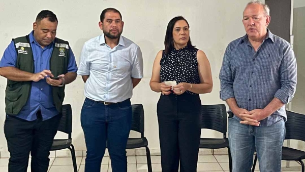 Em Brasiléia, Mailza se reúne com equipe de governo e reforça unidade da gestão para seguir avançando