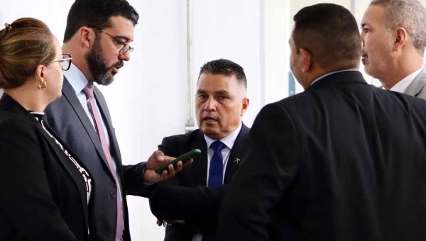 Clima fica tenso antes da votação das comissões na Câmara de Rio Branco; vereadores pedem agilidade no processo