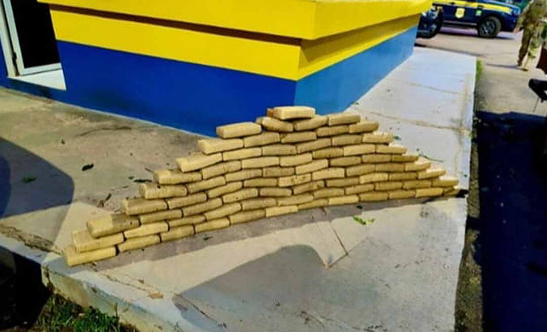 Carro que saiu de Plácido de Castro com destino à cidade de Rio Branco estava recheado de haxixe, um derivado da maconha