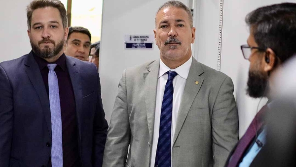 PP, PT e MDB se uniram para “enfraquecer” base de Bocalom e travar eleição das comissões na Câmara de Rio Branco