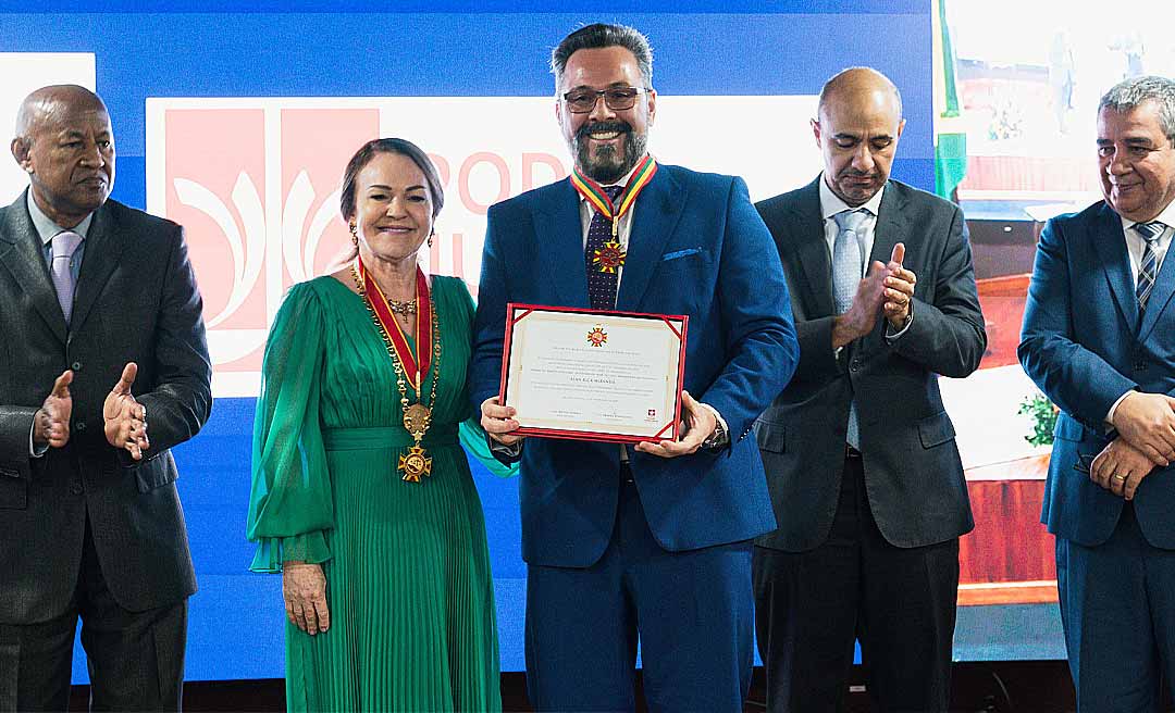 Senador Alan Rick é homenageado com a medalha da Ordem do Mérito do Judiciário no Tribunal de Justiça do Acre