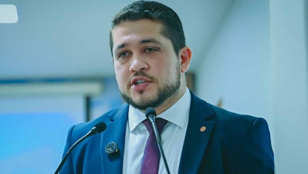 Em seu primeiro discurso na Câmara, Moacir Júnior defende desenvolvimento e qualidade de vida em Rio Branco