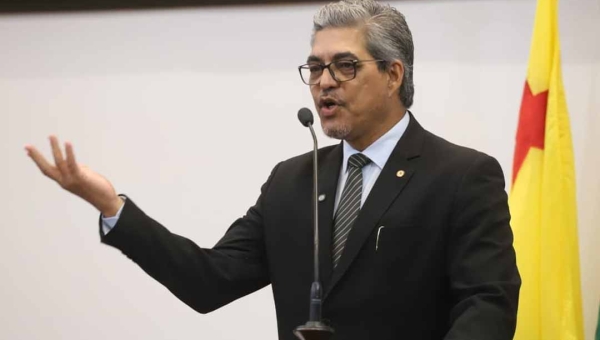 “Precisa ter a coragem de se colocar na disputa”, diz Edvaldo ao defender candidatura da esquerda no Acre em 2026