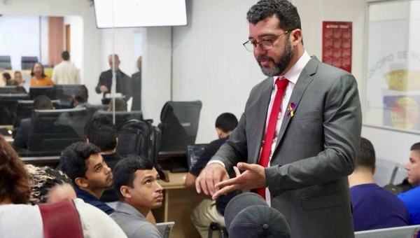 Vereador André Kamai reforça apoio a professores e agentes de saúde em sessão da Câmara de Rio Branco