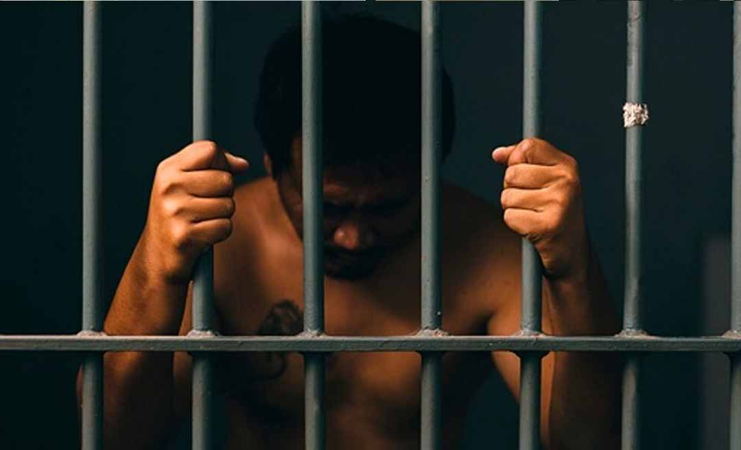 Suspeito de atirar contra duas pessoas no estacionamento da Guascor tem prisão preventiva decretada; homem já está na cadeia