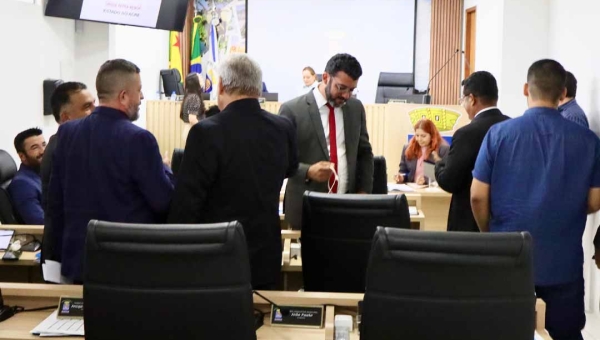 Por falta de quórum, sessão na Câmara de Rio Branco é encerrada no pequeno expediente