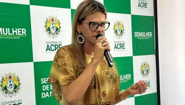 Servidora pública mulher trans pleiteia aposentadoria com regras de mulheres no Acreprevidência