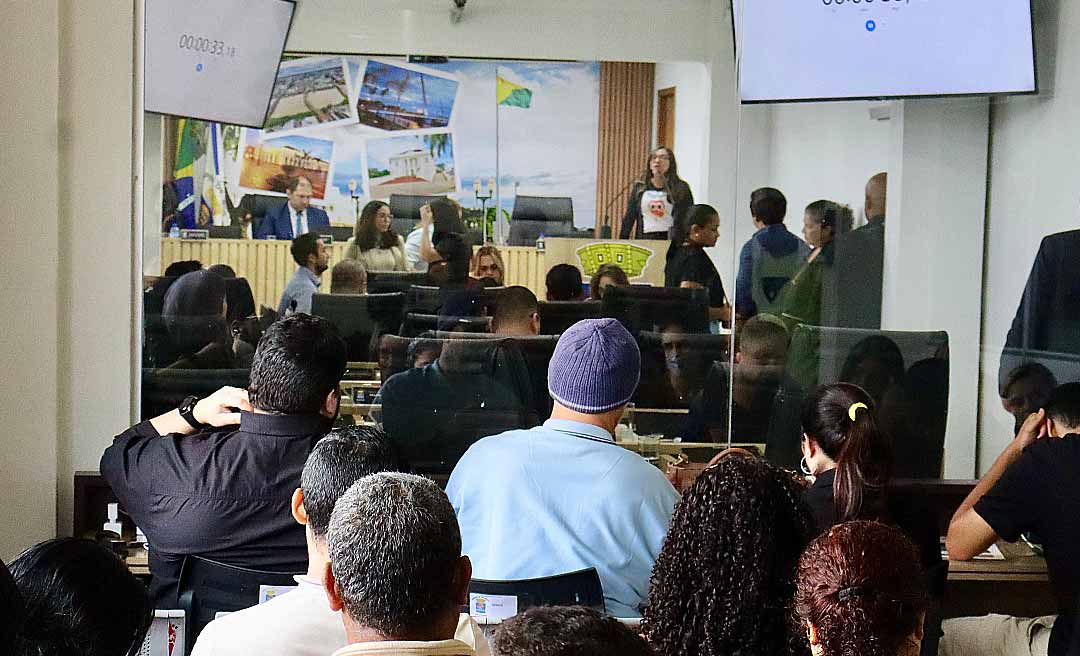 “Tribuna Popular”: Candidatos aprovados em concurso da Educação na Capital cobram convocação da gestão municipal