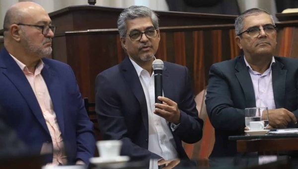 Durante reunião da Câmara Técnica do Comércio Exterior, Edvaldo diz que ferrovia interoceânica voltará ao mapa da rota do Pacífico