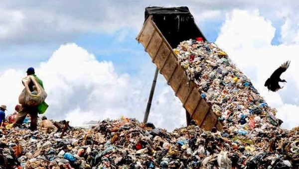 Prefeitos do Acre buscam alternativas para cumprir legislação e fim de lixões no Estado