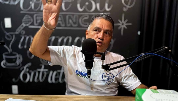 "Choveu no roçado", diz Eber Machado sobre influência de Bocalom sobre vereadores na Câmara de Rio Branco