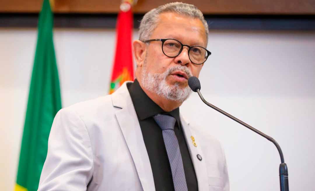 Afonso Fernandes defende modelo de regularização fundiária adotado em Pernambuco e propõe audiência pública na Aleac