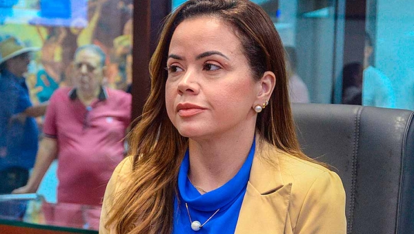 Deputada Dra. Michelle Melo cobra urgência na convocação dos médicos aprovados em concurso público