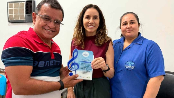 Gonzaga destina emenda que vai beneficiar dezenas de crianças ribeirinhas com curso de informática