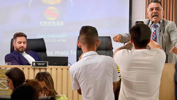 Round 2 na Câmara: Tchê diz que emedebista o atacou de forma pessoal; Eber rebate: “Pensei que vossa excelência estivesse mais preparada”