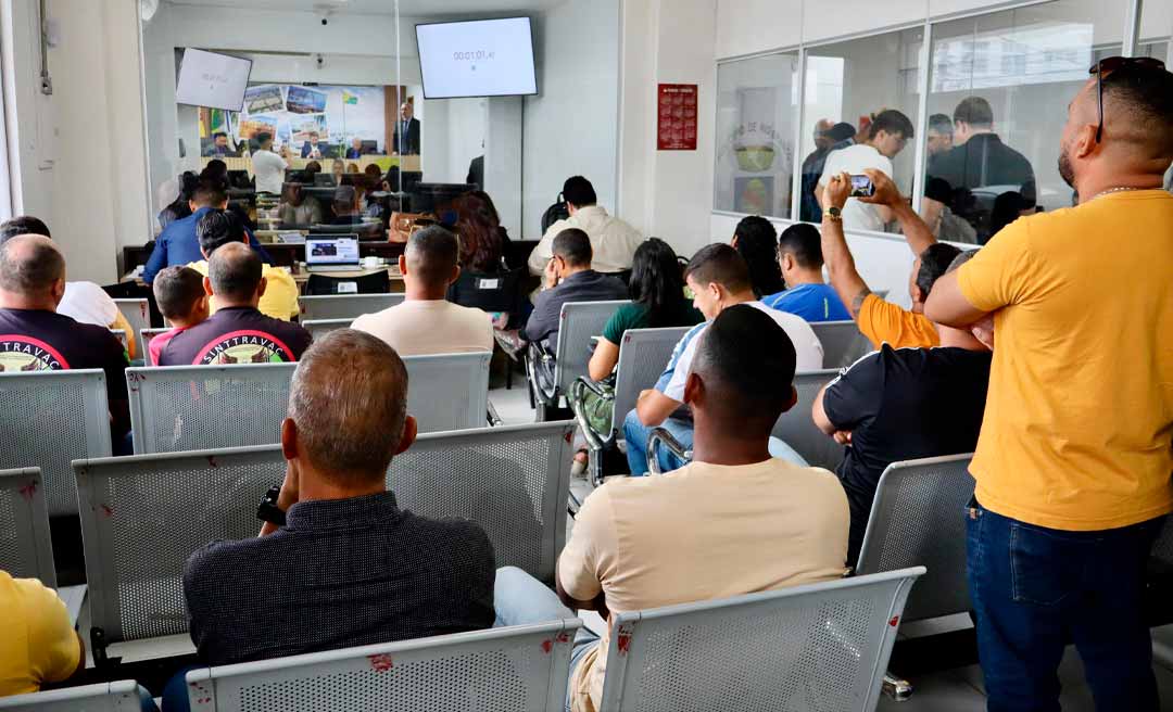 Demissão de vigilantes é tema de debate na Câmara; vereador propõe anteprojeto para contratação de segurança privada em unidades de Saúde e creches da Capital