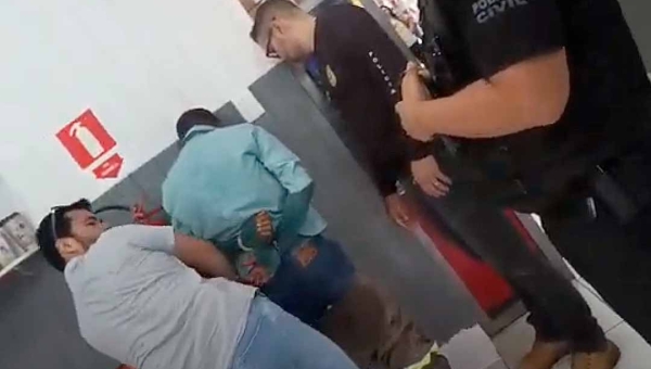 Homem com várias passagens na polícia é preso em flagrante após roubar R$ 14 mil de lotérica