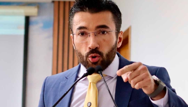 Vereador Zé Lopes alerta para crise de abastecimento de água em Rio Branco e cobra ação do Executivo municipal