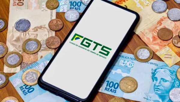 Governo anuncia liberação do FGTS para trabalhadores demitidos que optaram pelo saque-aniversário; pagamentos começam nesta quinta-feira, 6
