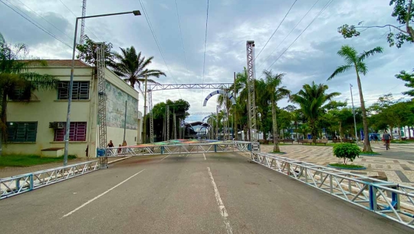 Trecho da Avenida Getúlio Vargas onde aconteceu o Carnaval da Família será reaberto neste sábado, 8, afirma o RBTans