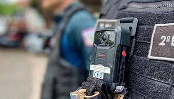 Policiais militares do Acre passam a usar câmeras corporais a partir de abril