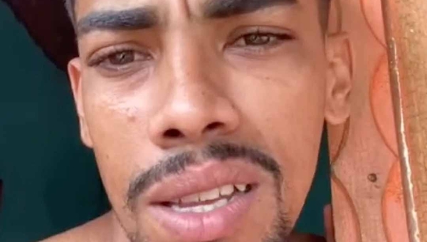 Após tomar banho em rua alagada, humorista brinca com quem diz que ele vai contrair leptospirose: “Eu mordi um rato e com dois dias ele morreu”