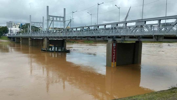 Rio Acre pode atingir cota de alerta na capital neste fim de semana, diz Friale