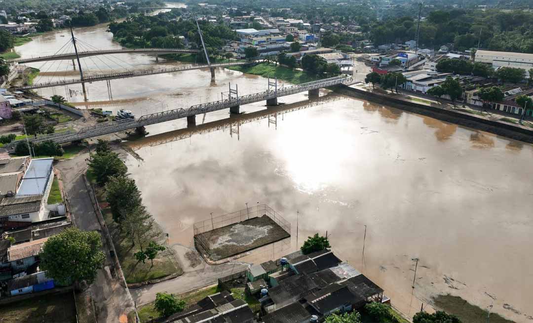 Com o Rio Acre próximo do transbordamento em Rio Branco, governo do Acre reforça monitoramento