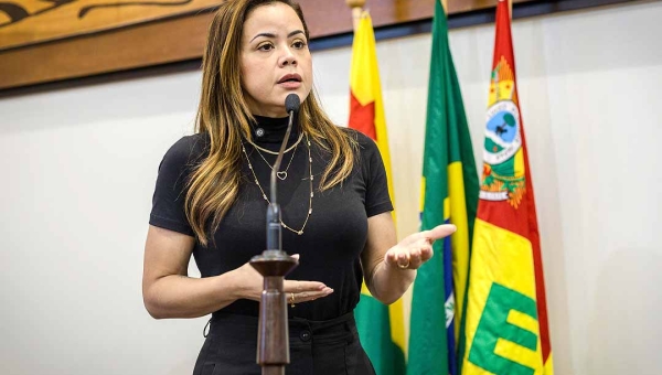 Michelle Melo diz que constatou clima de guerra na UPA do Segundo Distrito e clama por pacificação urgente