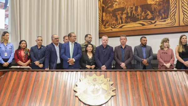 Pedro Longo propõe e Aleac realiza audiência pública para debater situação de municípios isolados