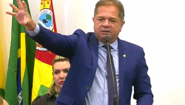 “Não podemos condenar um povo a viver isolado por conta da questão ambiental”, dispara deputado