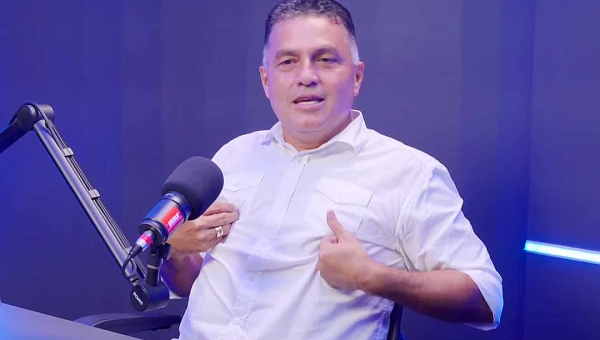 No Papo Informal, Eber Machado, o ex-deputado que virou parlamentar mirim, dispara: “Estou apaixonado em ser vereador"