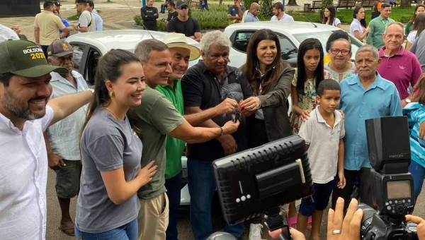 Prefeitura de Rio Branco entrega veículos a entidades sociais: “Facilitar o trabalho das instituições e o atendimento à população”