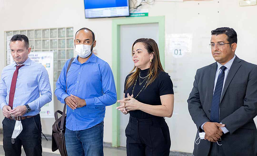 Michelle Melo retorna à UPA do Segundo Distrito e cobra providências sobre denúncias de intimidação contra servidores