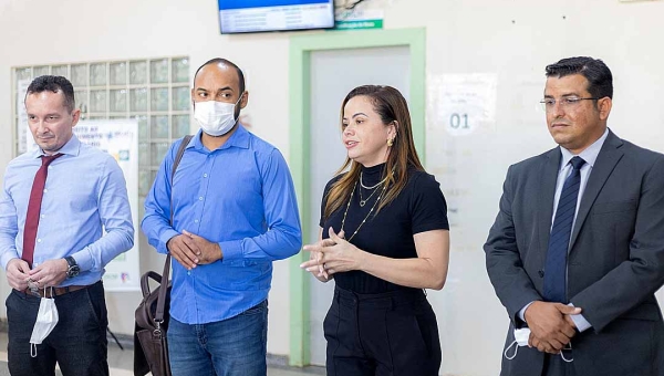 Michelle Melo retorna à UPA do Segundo Distrito e cobra providências sobre denúncias de intimidação contra servidores