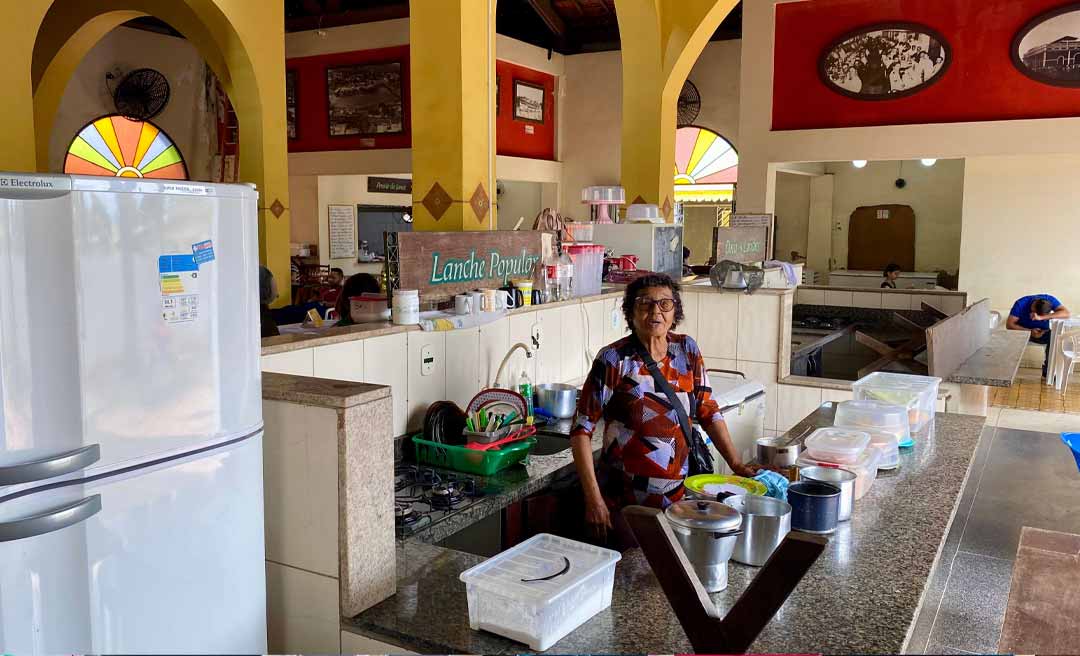 Comerciantes pedem agilidade nas obras do Mercado Velho e relatam diminuição de até 80% nas vendas: “O mercado está funcionando, ele não fechou!”