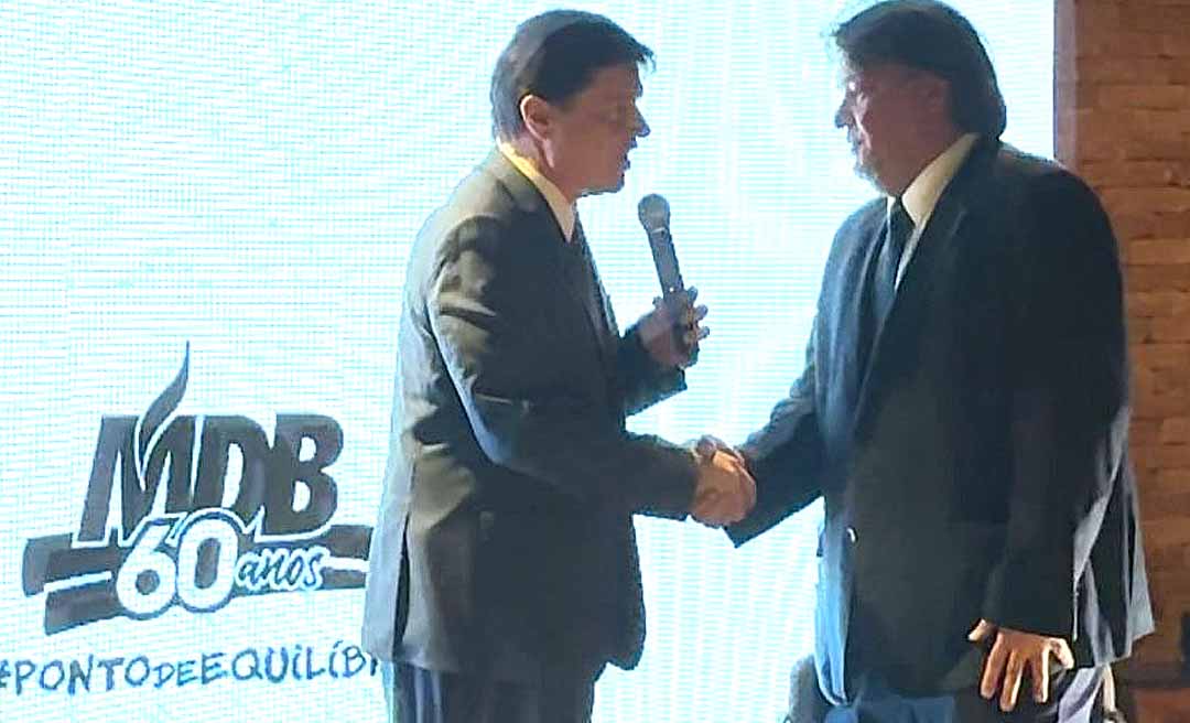 Emedebistas do Brasil homenageiam Flaviano Melo em evento com Baleia Rossi; Leonardo Melo, filho de Flaviano, falou do orgulho de ser do MDB