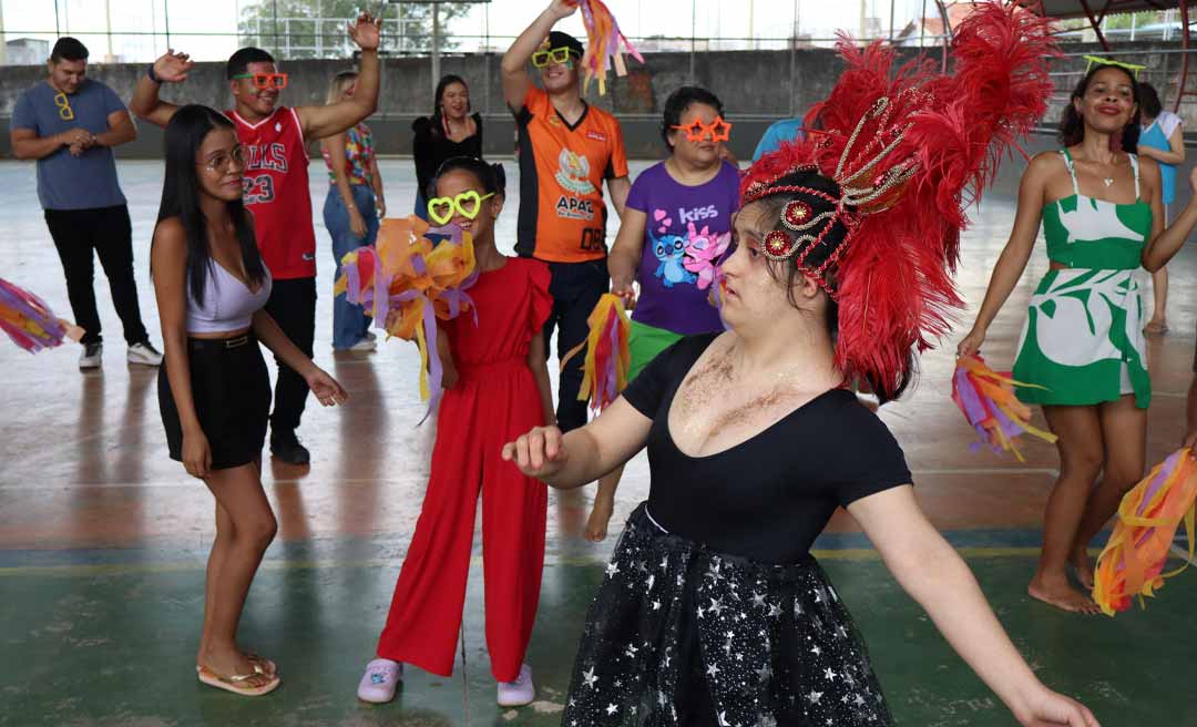 Apae Rio Branco promove carnaval fora de época para alunos da instituição de ensino especial: “Fortalecendo laços e estimulando a autoestima”