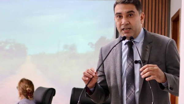 “Vamos olhar mais atentamente para os ramais da nossa cidade!” diz progressista na tribuna da Câmara de Rio Branco