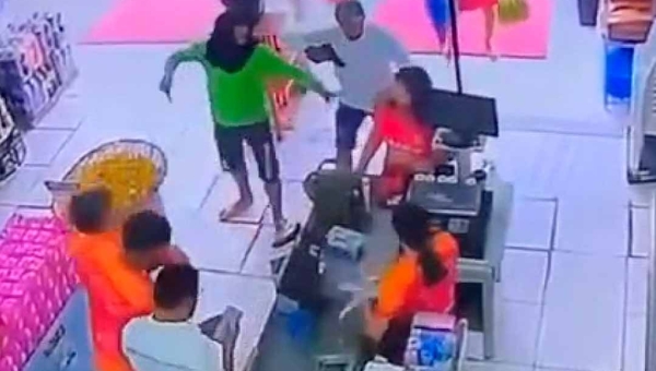 Violentos e sem controle, bandidos tocam o terror em Tarauacá e por pouco assalto não termina em morte