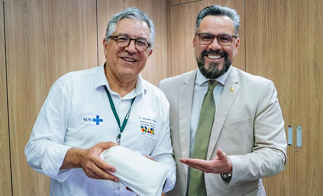 Senador Alan Rick propõe dispensa de 2ª etapa do Revalida para médicos no Mais Médicos