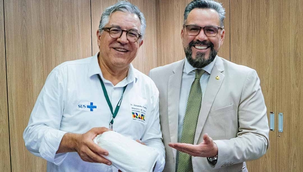 Senador Alan Rick propõe dispensa de 2ª etapa do Revalida para médicos no Mais Médicos