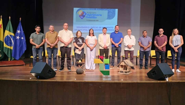 TCE reúne prefeitos, vereadores e secretários do Juruá em Seminário de Início de Mandato
