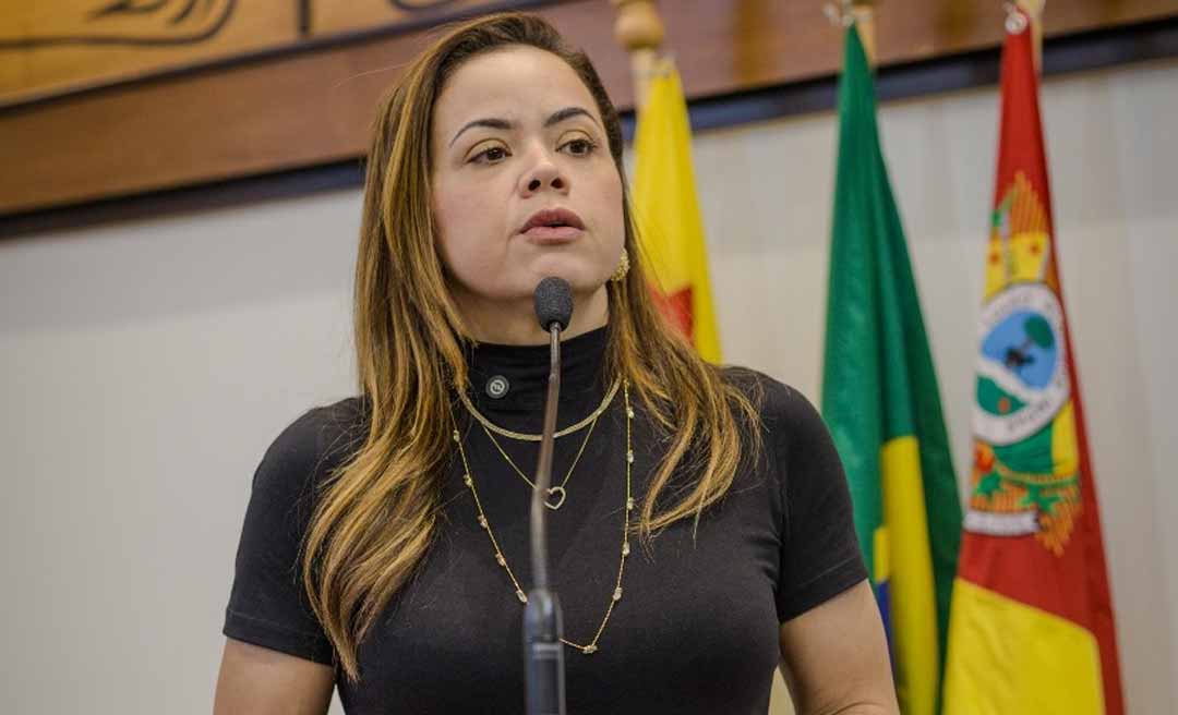 Deputada Michelle Melo apresenta Projeto de Lei sobre liberdade religiosa no Acre