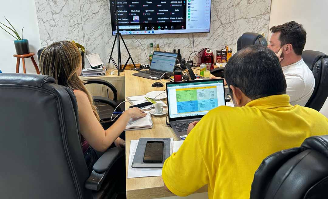 Médicos que prestam serviços ao governo do Acre entram em greve a partir do dia 8 de maio