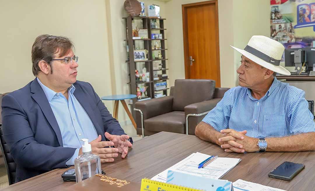 “Sou simpático à federação”, diz Fábio Rueda sobre criação da federação entre PP e União Brasil