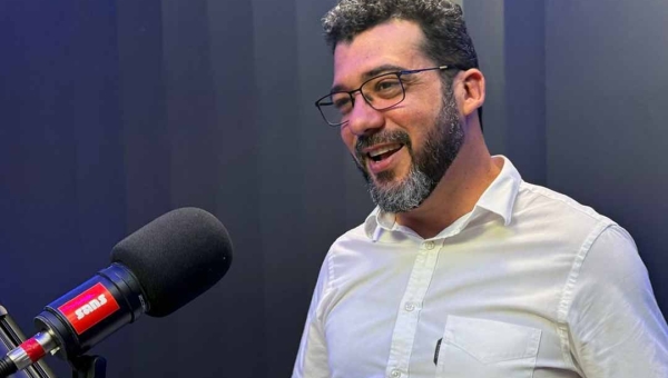 Kamai nega afastamento entre o Partido dos Trabalhadores e Evangélicos, e cita Jesus