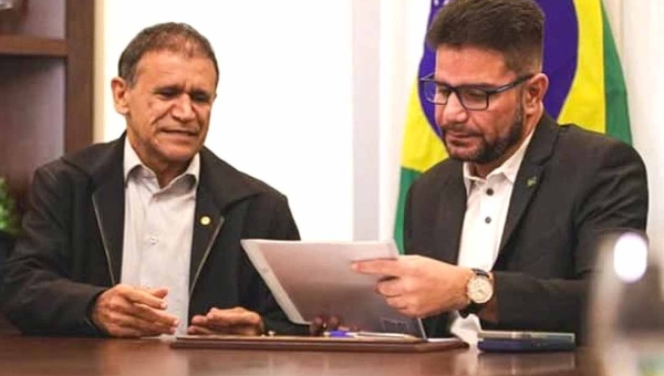 Após afirmar que Gladson o tirou da pior, Moisés Diniz ressalta: “se precisar dar uma volta no purgatório, me chama, que eu vou com você”