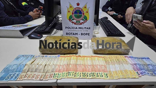 ROTAM apreende homem em regime semiaberto transportando 2 kg de drogas em Rio Branco