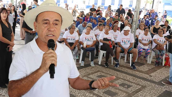 Prefeitura de Rio Branco encerra Mês da Prevenção às Doenças Crônicas com ação na Praça da Revolução